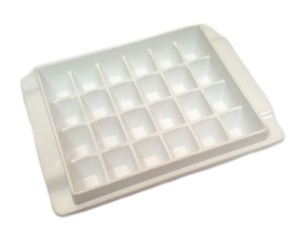 Pojemnik na lód do lodówki - 24 kostki